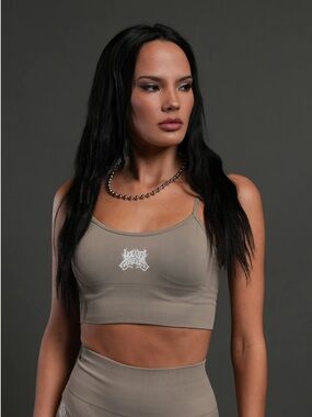 WLVS FRVR HESH RYANN SOFT SEAMLESS BRA in TAUPE
